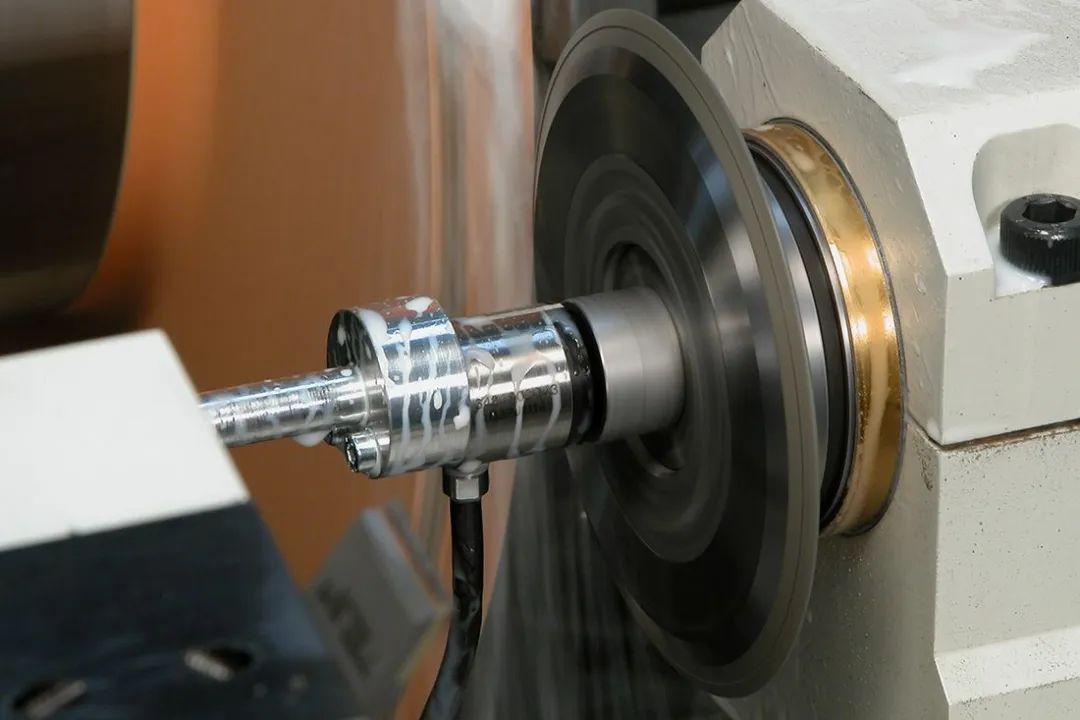 机床系列文章之磨床篇(一)|高性能测量控制助力内/外圆磨床提升效率与质量