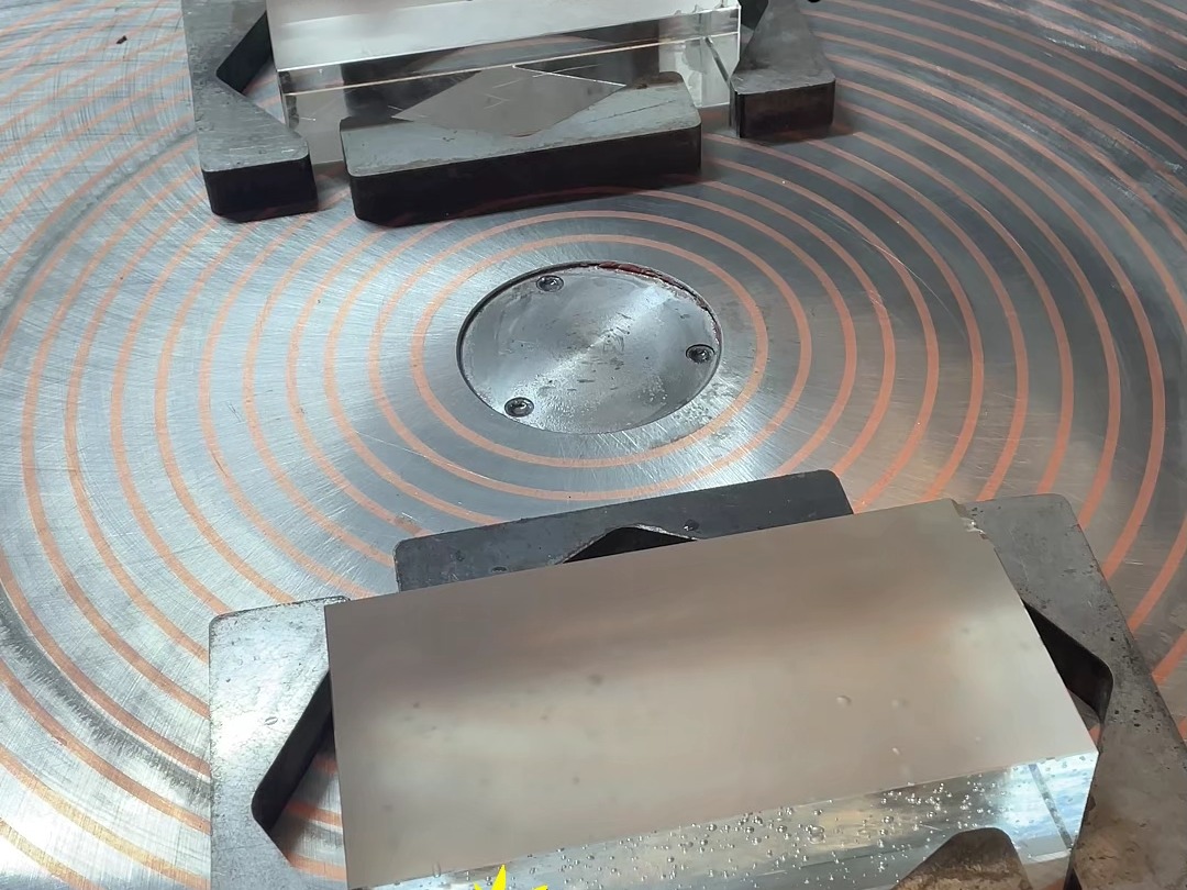 圆台平面磨床的砂轮使用注意事项有哪些?