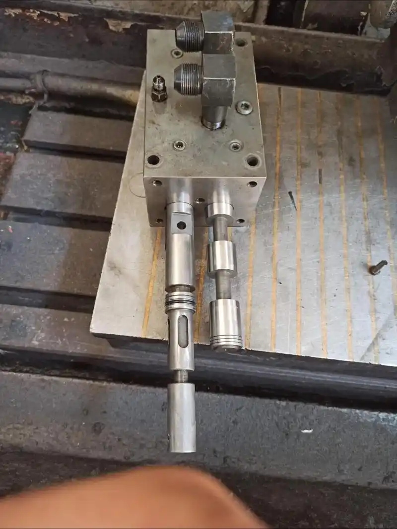 平面磨床主轴的选择与维修方案